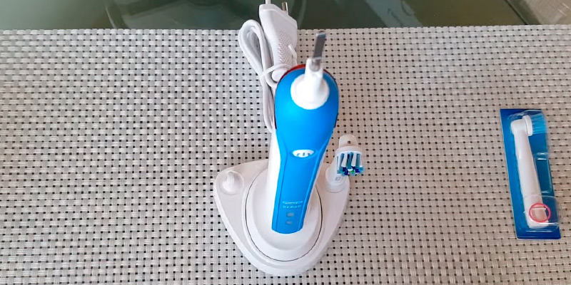 Die Übersicht über die Oral B Pro 3000 Power Rechargeable Electric Toothbrush Elektrische Zahnbürste