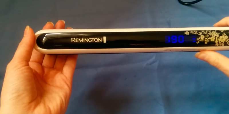 Remington S9500 bei der Nutzung