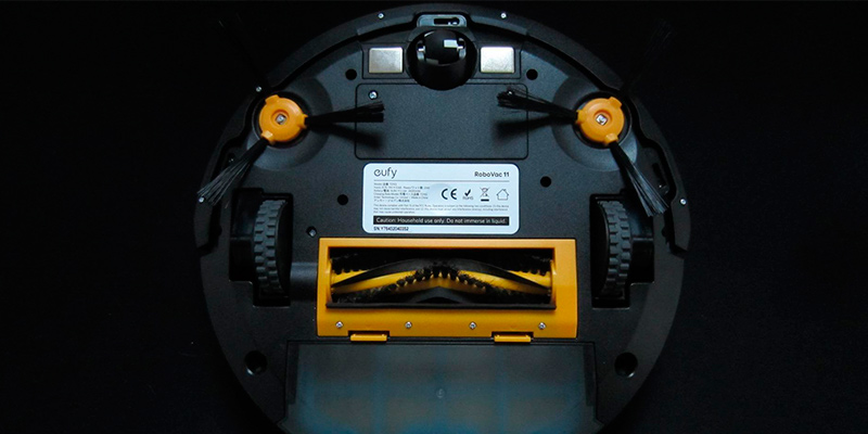 Eufy RoboVac 11 Staubsaugerroboter mit HEPA Filter bei der Nutzung