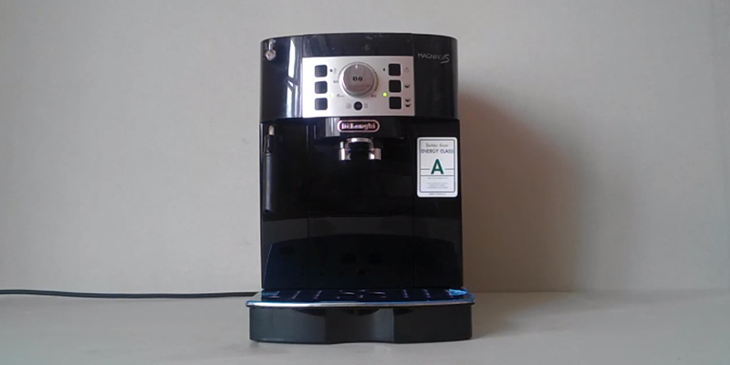 Die Übersicht über die Delonghi ECAM 22.110.B Kaffeevollautomat