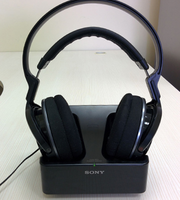 Die Übersicht über die Sony MDR-RF855RK Home Entertainment-Kopfhörer