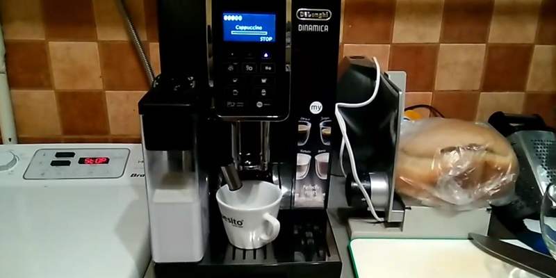 Die Übersicht über die Delonghi ECAM 350.55.b Dinamica Coffee Machine