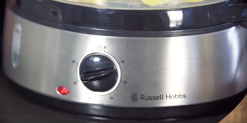 Russell Hobbs 19270-56 Dampfgarer bei der Nutzung