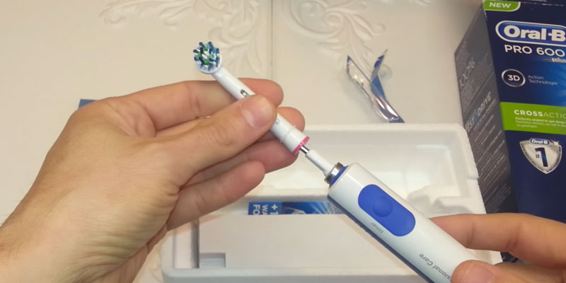 Die Übersicht über die Oral-B Pro 600 Elektrische Zahnbürste