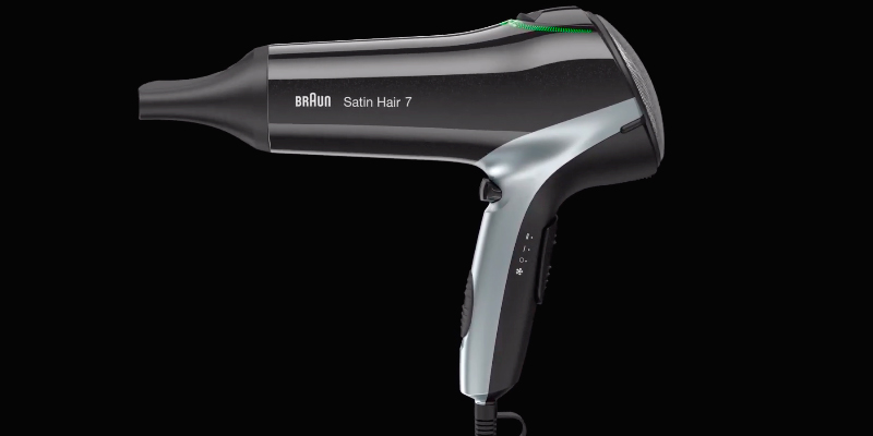 Detaillierte Übersicht über die Braun Satin Hair 7 HD710 Haartrockner / Föhn