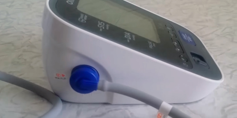 Omron M700 Intelli IT Blutdruckmessgerät mit App Die Verwendung von